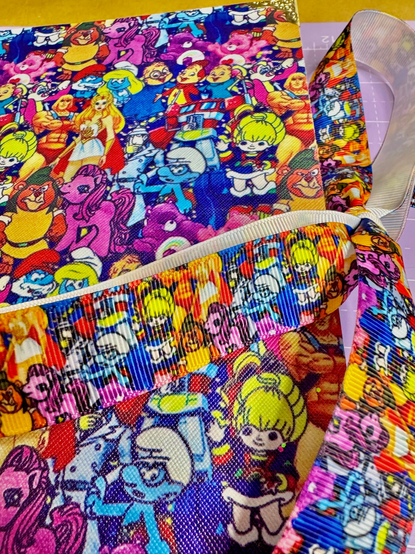 📓 Retro 80’s Characters Notebook (a)